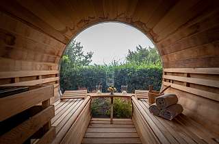 sauna mit aussicht castello di villa isola d'asti